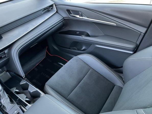 Toyota Camry IX (XV80) China Market с пробегом 2026 года, цена 4 255 000 рублей, 30 км, седан, Автокод Объявления