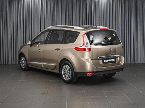 Renault Scenic III Рестайлинг 2 с пробегом 2015 года, цена 1 365 000 рублей, 179632 км, компактвэн, Автокод Объявления