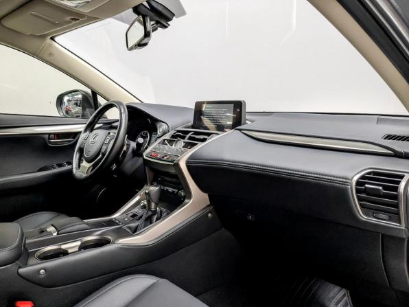Lexus NX I Рестайлинг с пробегом 2020 года, цена 4 050 000 рублей, 24902 км, внедорожник, Автокод Объявления