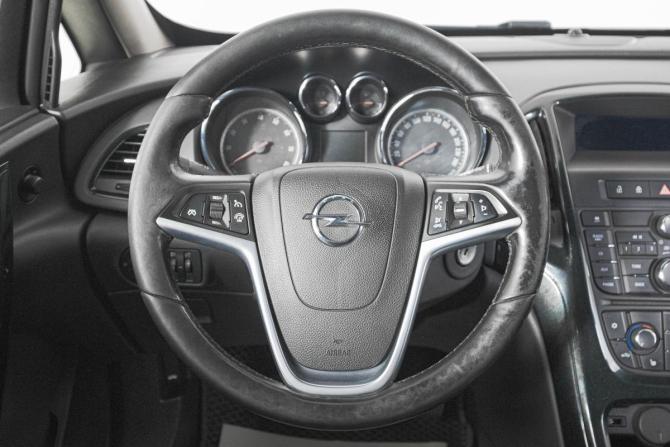 Opel Astra J Рестайлинг с пробегом 2012 года, цена 729 000 рублей, 191000 км, хэтчбек, Автокод Объявления