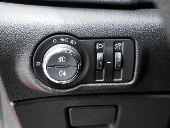 Opel Astra J Рестайлинг с пробегом 2013 года, цена 870 000 рублей, 188554 км, хэтчбек, Автокод Объявления