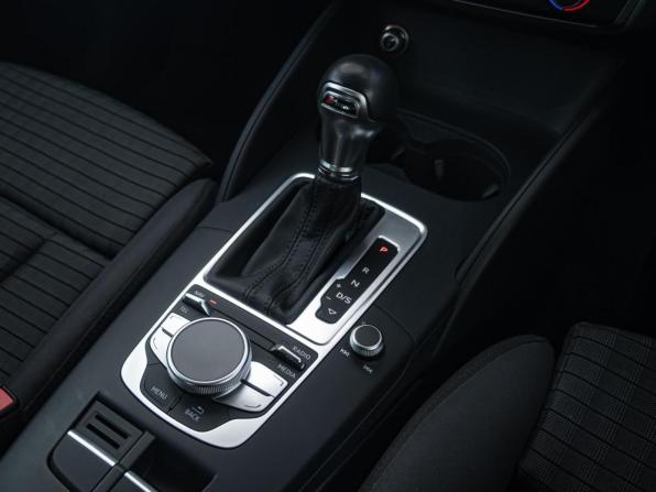 Audi A3 III (8V) с пробегом 2015 года, цена 1 770 000 рублей, 72316 км, хэтчбек, Автокод Объявления