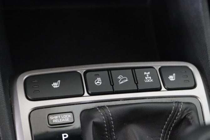 Hyundai Creta I с пробегом 2018 года, цена 1 899 990 рублей, 105066 км, внедорожник, Автокод Объявления