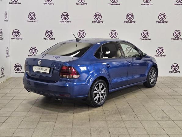 Volkswagen Polo V Рестайлинг с пробегом 2018 года, цена 1 015 000 рублей, 149601 км, седан, Автокод Объявления