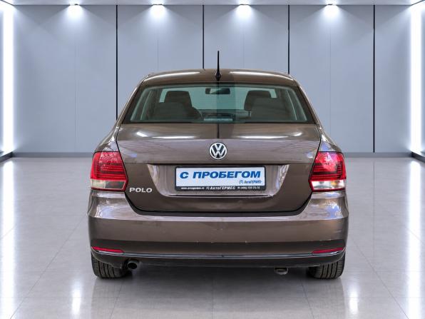 Volkswagen Polo V Рестайлинг с пробегом 2016 года, цена 990 000 рублей, 161675 км, седан, Автокод Объявления