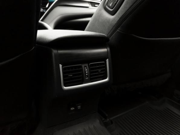 Toyota Camry VIII (XV70) Рестайлинг с пробегом 2023 года, цена 3 349 000 рублей, 91504 км, седан, Автокод Объявления