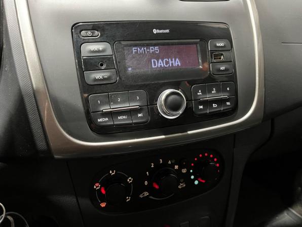 Renault Logan II Рестайлинг с пробегом 2019 года, цена 840 000 рублей, 144600 км, седан, Автокод Объявления
