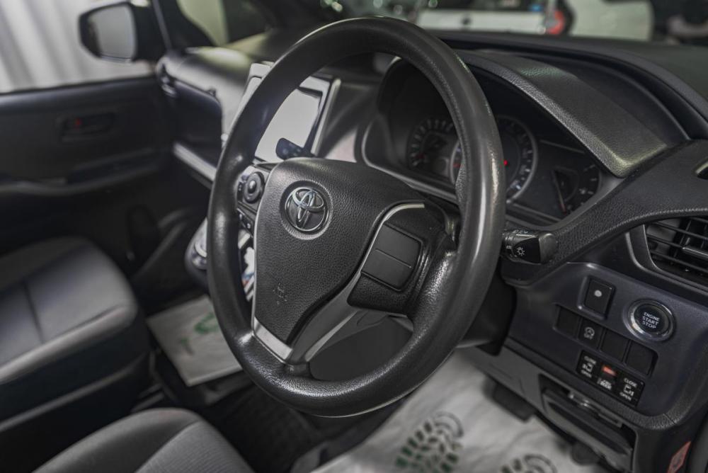 Toyota Voxy III (R80) Томск  - изображение 10