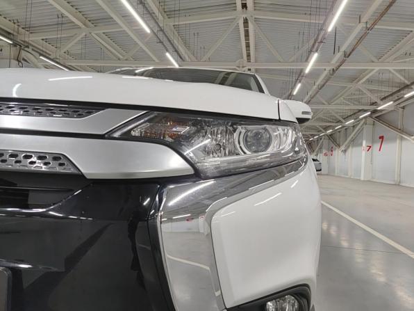 Mitsubishi Outlander III Рестайлинг 3 с пробегом 2019 года, цена 2 150 000 рублей, 92301 км, внедорожник, Автокод Объявления