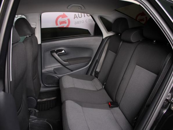Volkswagen Polo V Рестайлинг с пробегом 2017 года, цена 1 050 000 рублей, 224756 км, седан, Автокод Объявления