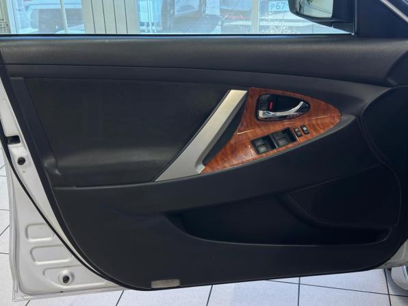 Toyota Camry VI (XV40) Рестайлинг с пробегом 2010 года, цена 1 240 000 рублей, 222027 км, седан, Автокод Объявления