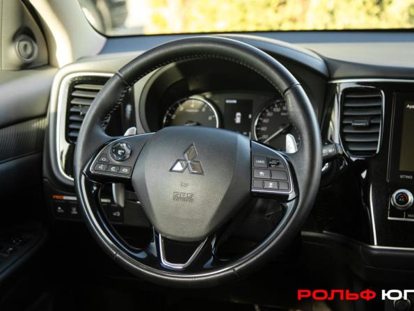 Mitsubishi Outlander III Рестайлинг 3 с пробегом 2020 года, цена 2 678 000 рублей, 166820 км, внедорожник, Автокод Объявления