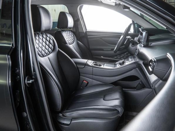 Hyundai Santa Fe IV Рестайлинг с пробегом 2022 года, цена 4 430 000 рублей, 12820 км, внедорожник, Автокод Объявления