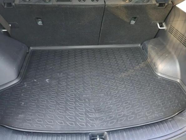 Kia Sorento II Рестайлинг с пробегом 2012 года, цена 1 340 000 рублей, 344291 км, внедорожник, Автокод Объявления