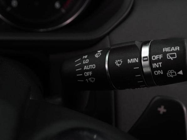 Land Rover Discovery V с пробегом 2017 года, цена 2 499 000 рублей, 280472 км, внедорожник, Автокод Объявления
