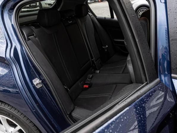 BMW 1 серии II (F20/F21) Рестайлинг 2 с пробегом 2018 года, цена 1 650 000 рублей, 165623 км, хэтчбек, Автокод Объявления