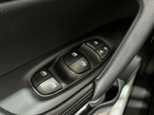 Nissan Qashqai II Рестайлинг с пробегом 2021 года, цена 1 750 000 рублей, 93608 км, внедорожник, Автокод Объявления