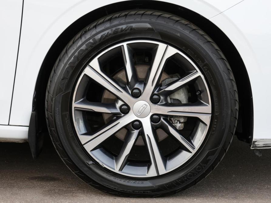 Geely Emgrand II Москва  - изображение 23