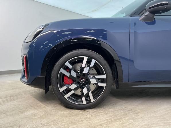 Mini Countryman III с пробегом 2024 года, цена 7 420 000 рублей, 3350 км, внедорожник, Автокод Объявления