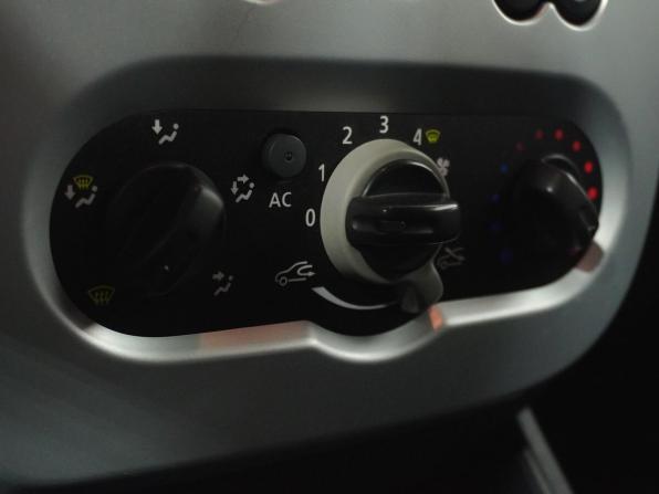 Renault Sandero I с пробегом 2011 года, цена 599 000 рублей, 171608 км, хэтчбек, Автокод Объявления