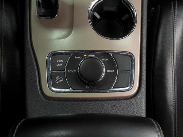 Jeep Grand Cherokee IV (WK2) Рестайлинг с пробегом 2013 года, цена 2 469 000 рублей, 228491 км, внедорожник, Автокод Объявления