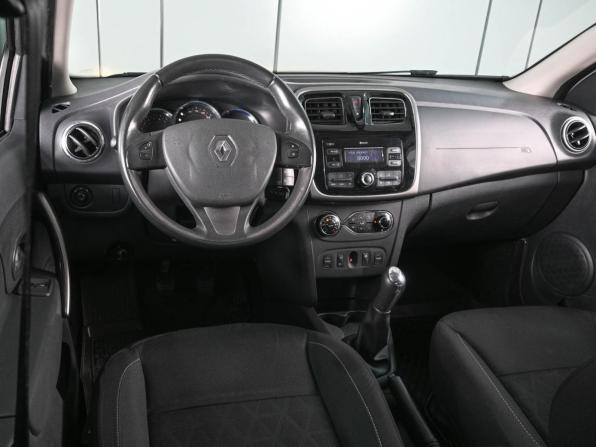 Renault Sandero II Рестайлинг с пробегом 2018 года, цена 1 099 000 рублей, 56923 км, хэтчбек, Автокод Объявления