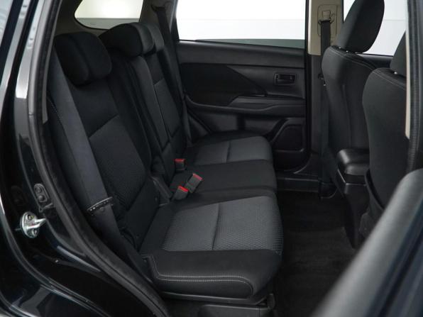 Mitsubishi Outlander III Рестайлинг 2 с пробегом 2018 года, цена 1 899 077 рублей, 139246 км, внедорожник, Автокод Объявления