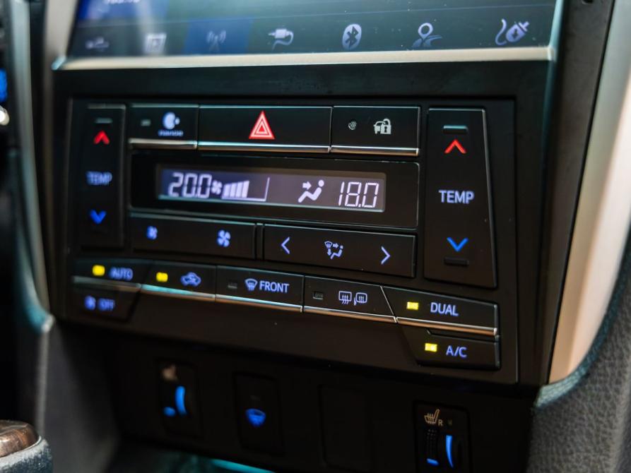 Toyota Camry VII (XV50) Рестайлинг 2 Волгоград  - изображение 30