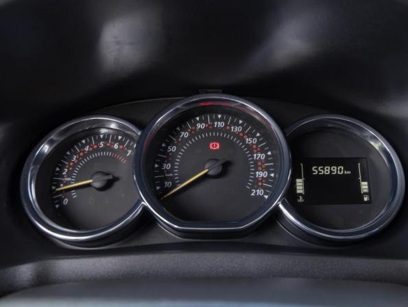 Renault Logan II Рестайлинг с пробегом 2019 года, цена 1 130 000 рублей, 55890 км, седан, Автокод Объявления