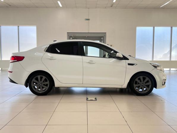 Kia Rio III Рестайлинг с пробегом 2015 года, цена 1 295 000 рублей, 157967 км, седан, Автокод Объявления