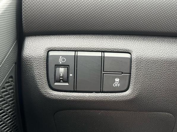 Hyundai Creta I с пробегом 2016 года, цена 1 420 000 рублей, 61989 км, внедорожник, Автокод Объявления