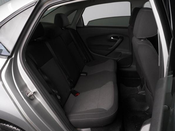 Volkswagen Polo V Рестайлинг с пробегом 2018 года, цена 1 329 000 рублей, 210156 км, седан, Автокод Объявления