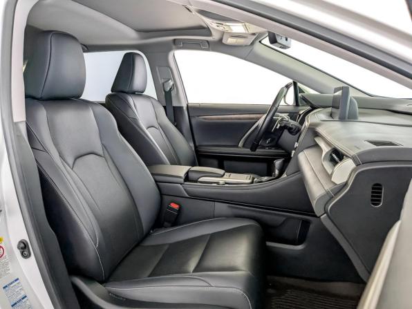Lexus RX IV Рестайлинг с пробегом 2019 года, цена 5 500 000 рублей, 56545 км, внедорожник, Автокод Объявления