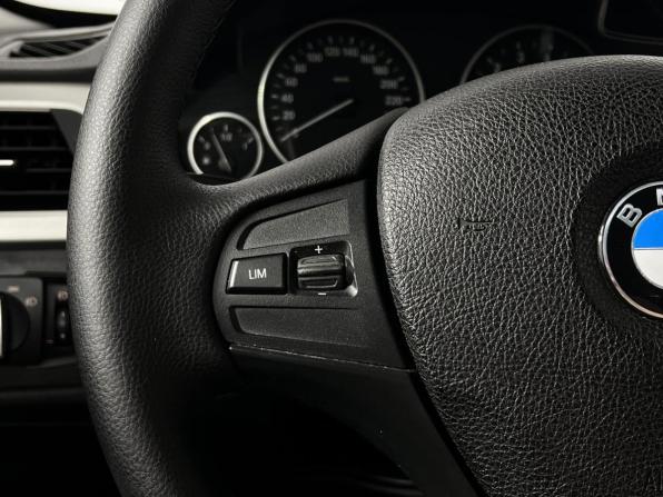 BMW 3 серии VI (F3x) Рестайлинг с пробегом 2018 года, цена 1 380 200 рублей, 143279 км, седан, Автокод Объявления