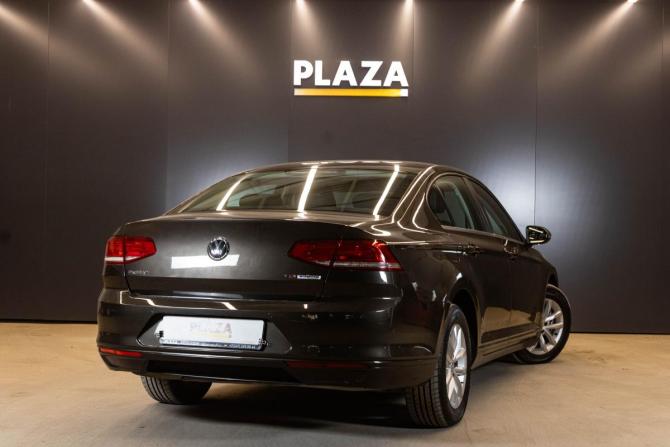 Volkswagen Passat B8 с пробегом 2015 года, цена 1 687 000 рублей, 126423 км, седан, Автокод Объявления