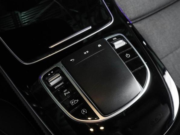 Mercedes-Benz E-Класс V (W213 S213 C238) Рестайлинг с пробегом 2021 года, цена 4 769 000 рублей, 90543 км, седан, Автокод Объявления
