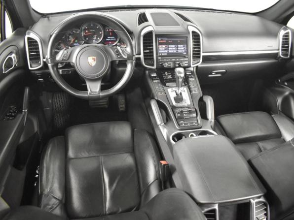 Porsche Cayenne II (958) с пробегом 2012 года, цена 2 149 900 рублей, 199828 км, внедорожник, Автокод Объявления