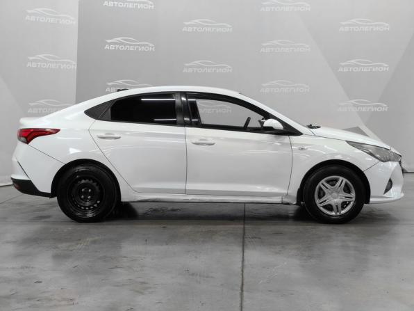 Hyundai Solaris II Рестайлинг с пробегом 2020 года, цена 860 000 рублей, 149000 км, седан, Автокод Объявления