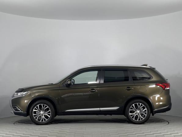Mitsubishi Outlander III Рестайлинг 3 с пробегом 2018 года, цена 1 799 000 рублей, 98000 км, внедорожник, Автокод Объявления