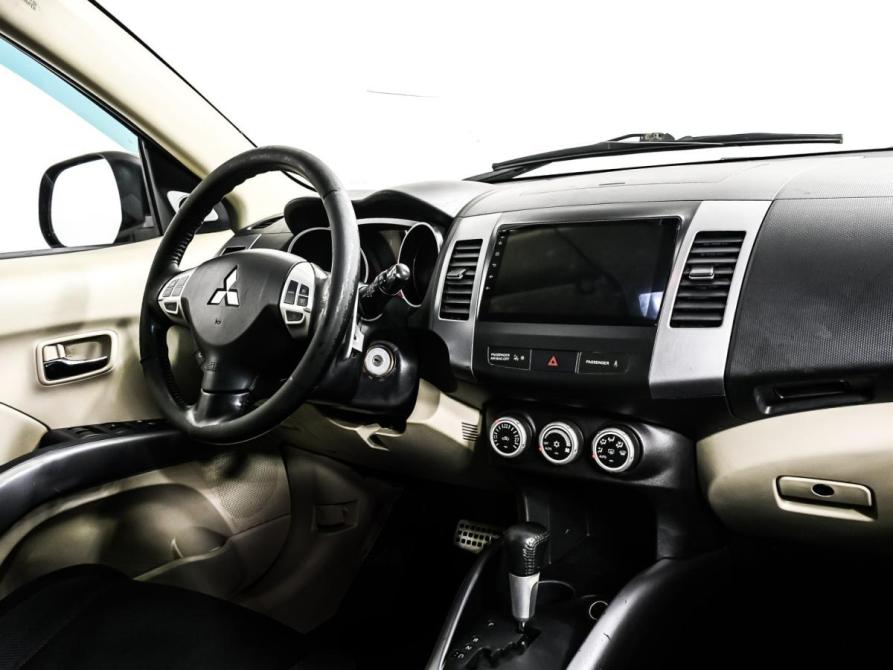 Mitsubishi Outlander II Москва  - изображение 9