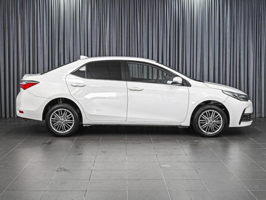 Toyota Corolla XI (E160 E170 E180) Рестайлинг 1 Ставрополь  - изображение 5