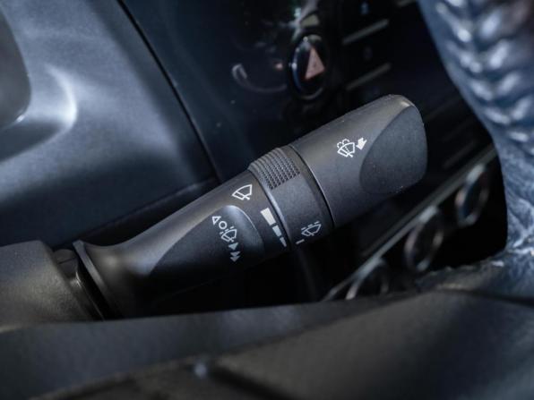 Toyota Corolla XI (E160 E170 E180) Рестайлинг 1 с пробегом 2018 года, цена 1 670 000 рублей, 70746 км, седан, Автокод Объявления