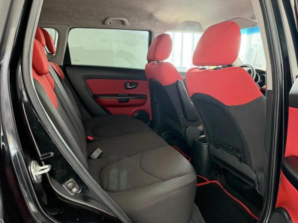 Kia Soul I Рестайлинг с пробегом 2011 года, цена 830 000 рублей, 191140 км, хэтчбек, Автокод Объявления