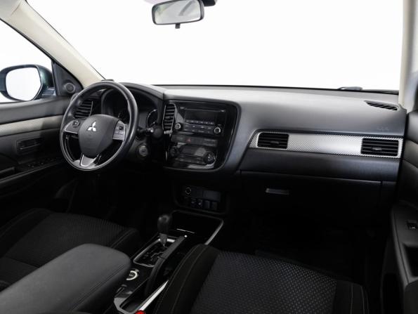 Mitsubishi Outlander III Рестайлинг 2 с пробегом 2017 года, цена 1 899 000 рублей, 82581 км, внедорожник, Автокод Объявления
