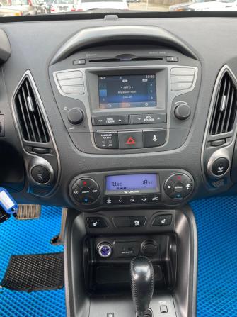 Hyundai ix35 I Рестайлинг с пробегом 2014 года, цена 1 580 000 рублей, 215700 км, внедорожник, Автокод Объявления