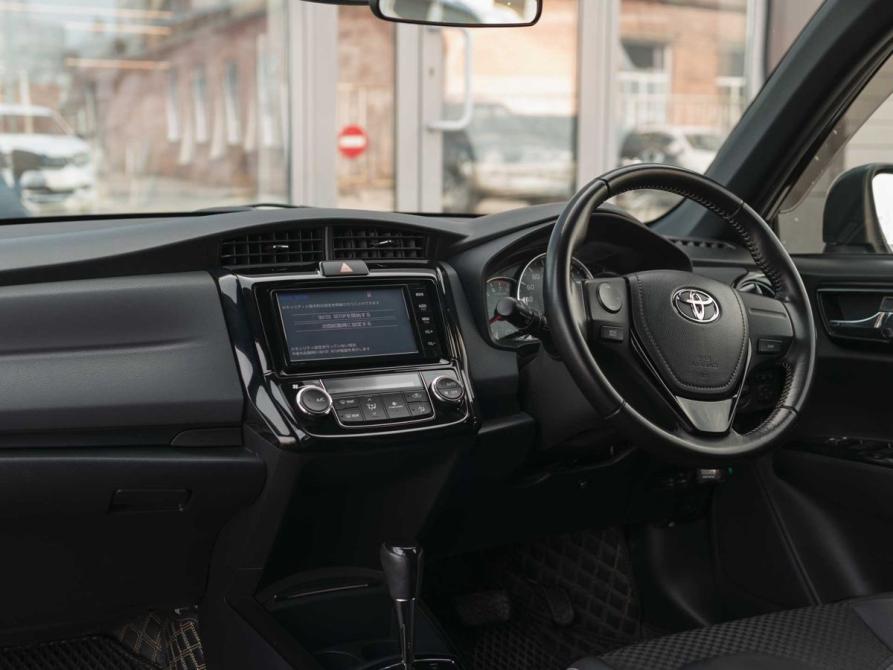 Toyota Corolla XI (E160 E170 E180) Рестайлинг 1 Новосибирск  - изображение 10
