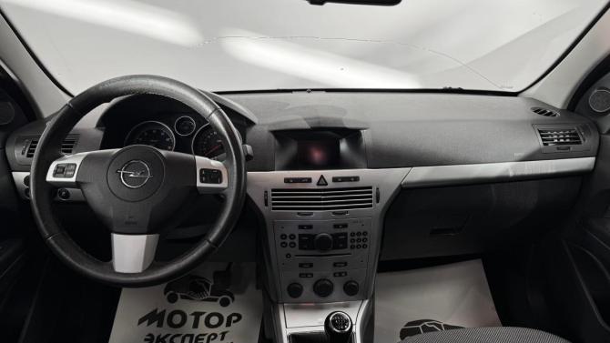 Opel Astra H Рестайлинг с пробегом 2009 года, цена 505 000 рублей, 188529 км, седан, Автокод Объявления