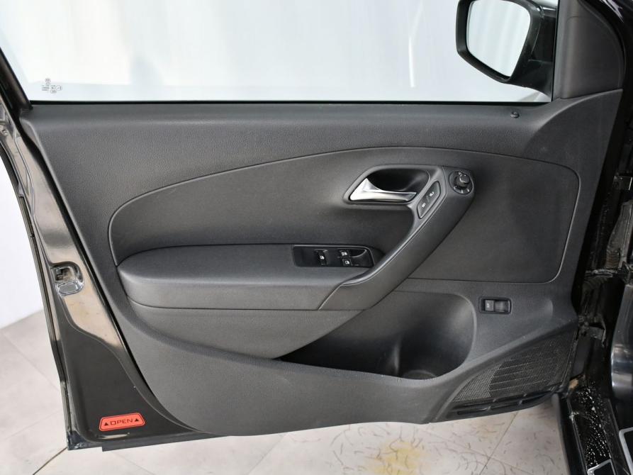 Volkswagen Polo V Новосибирск  - изображение 15