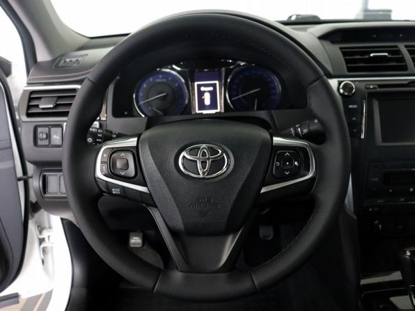 Toyota Camry VII (XV50) Рестайлинг с пробегом 2015 года, цена 1 790 000 рублей, 167208 км, седан, Автокод Объявления