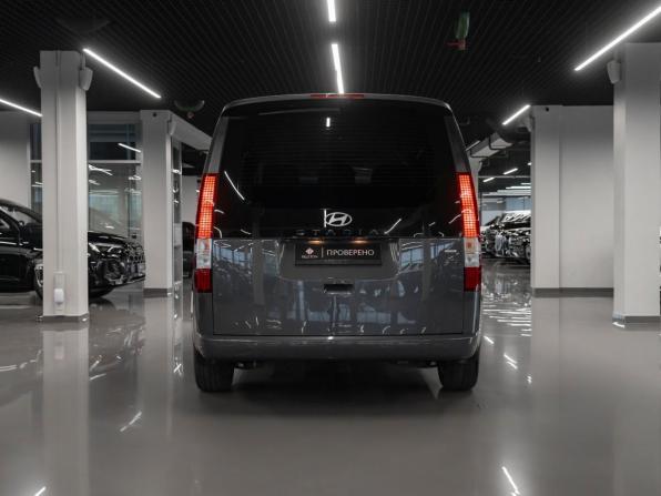 Hyundai Staria I с пробегом 2024 года, цена 6 350 000 рублей, 683 км, минивэн, Автокод Объявления
